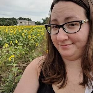 Meet your Posher, Kelly